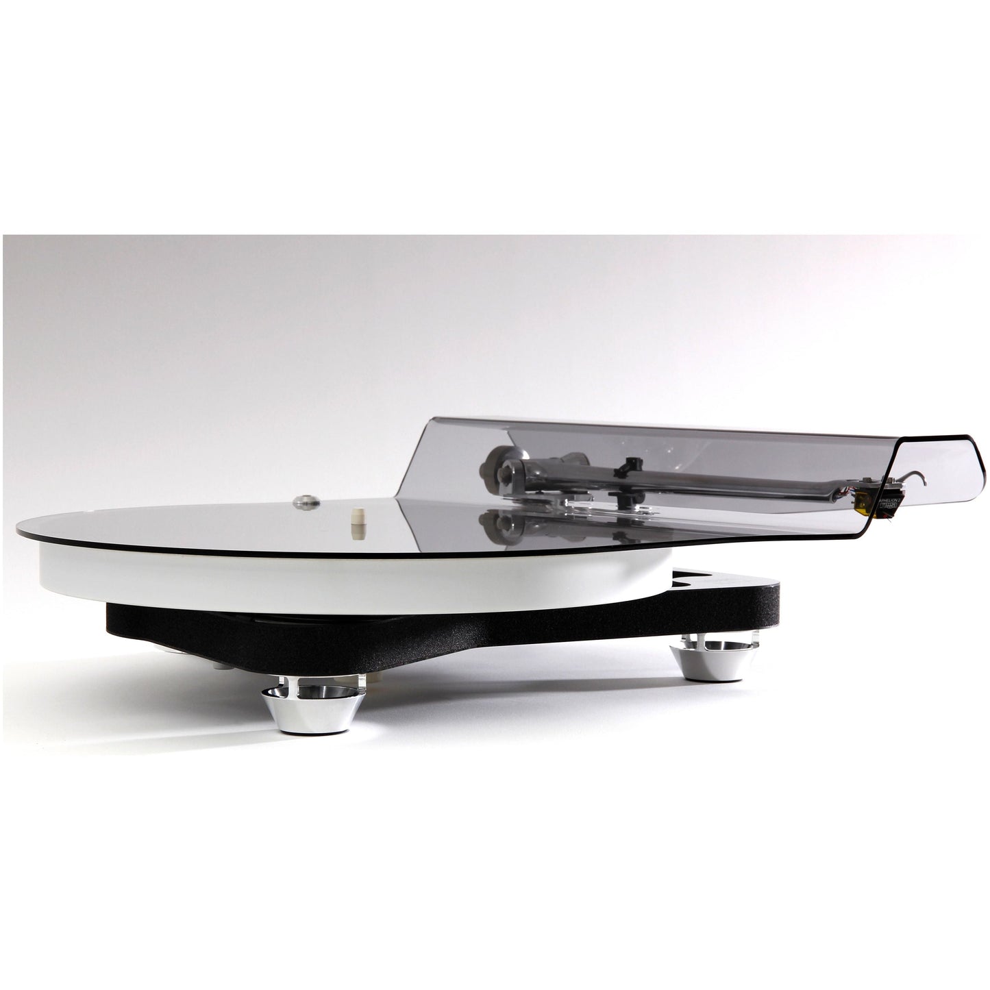 Rega Naia Reference Turntable